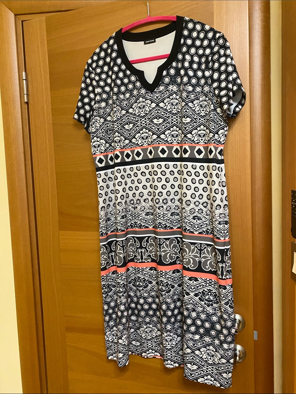 Women’s Black & White Patterned Short-Sleeve Dress with Coral Accents